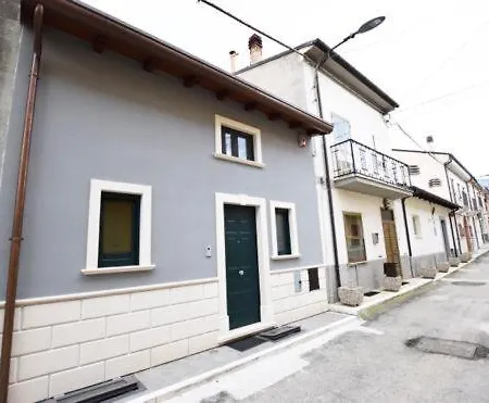 Nocleg ze śniadaniem ...ecche Se Dorme Castelvecchio Subequo